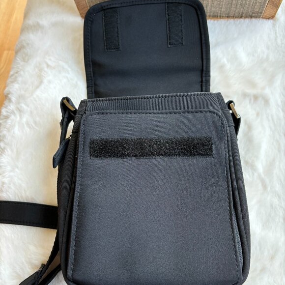 Amanda Smith Black Travel Wallet/Organizer Crossbody Bag/Purse - Picture 3 of 16